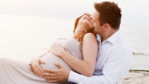 妊娠中のエッチ！愛撫、挿入、オーラルセックス…どこまでOK？