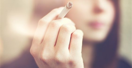 ピル使用者がタバコを吸うとリスクが高まる？