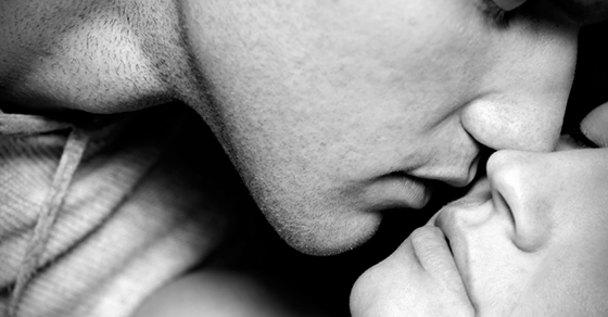 ②ずぶ濡れにさせるセックスの愛撫テクニック：上手なキスの仕方