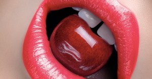 舌にピアスを開けている女性はエロいセックスをしている【無料動画あり】